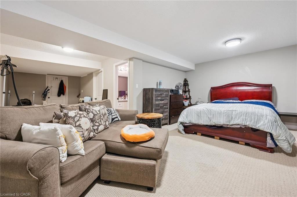 82 Couling Crescent, Guelph, ON - Indoor