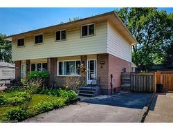 4433 Meadowvale Drive Niagara Falls, ON L2E 5W8