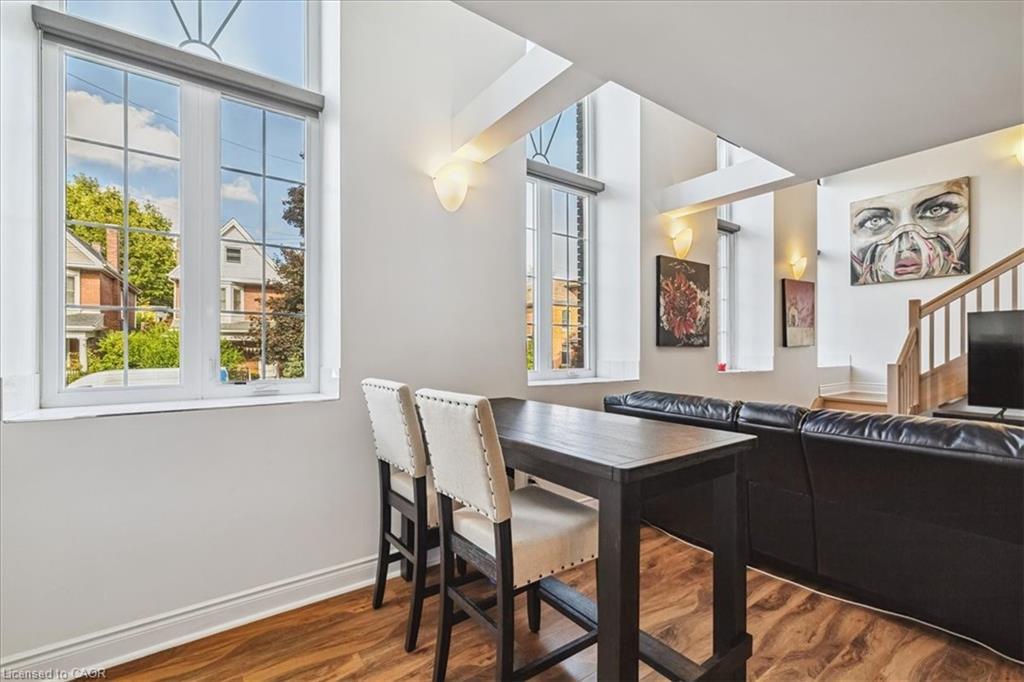 1B-73 Garfield Avenue S, Hamilton, ON - Indoor Photo Showing Dining Room