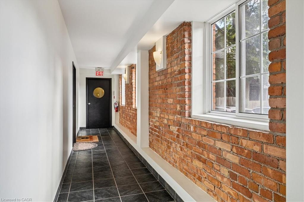 1B-73 Garfield Avenue S, Hamilton, ON - Indoor Photo Showing Other Room