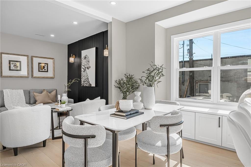 56 East 34Th Street, Hamilton, ON - Indoor