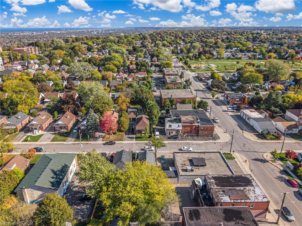 56 East 34Th Street, Hamilton, ON - Outdoor With View