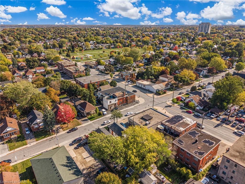 56 East 34Th Street, Hamilton, ON - Outdoor With View