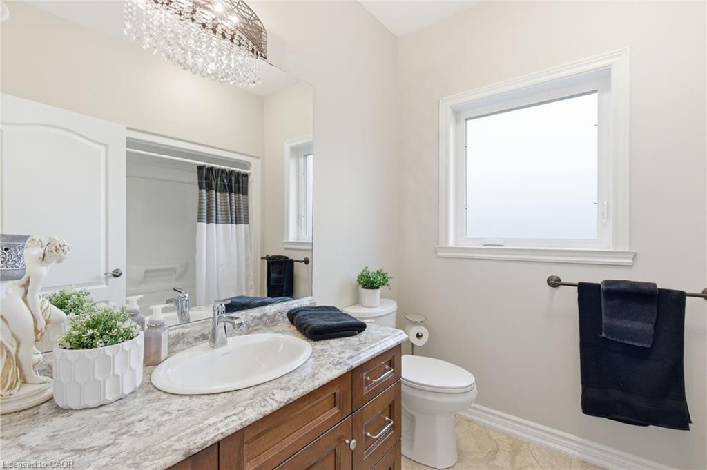 4343 Highway 3, Cayuga, ON - Indoor Photo Showing Bathroom