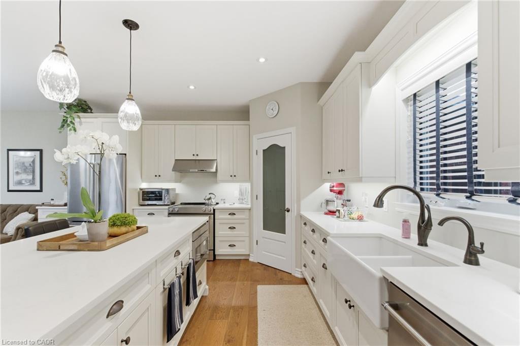 4343 Highway 3, Cayuga, ON - Indoor Photo Showing Kitchen