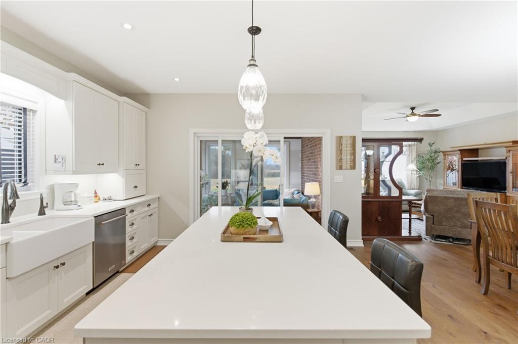 4343 Highway 3, Cayuga, ON - Indoor