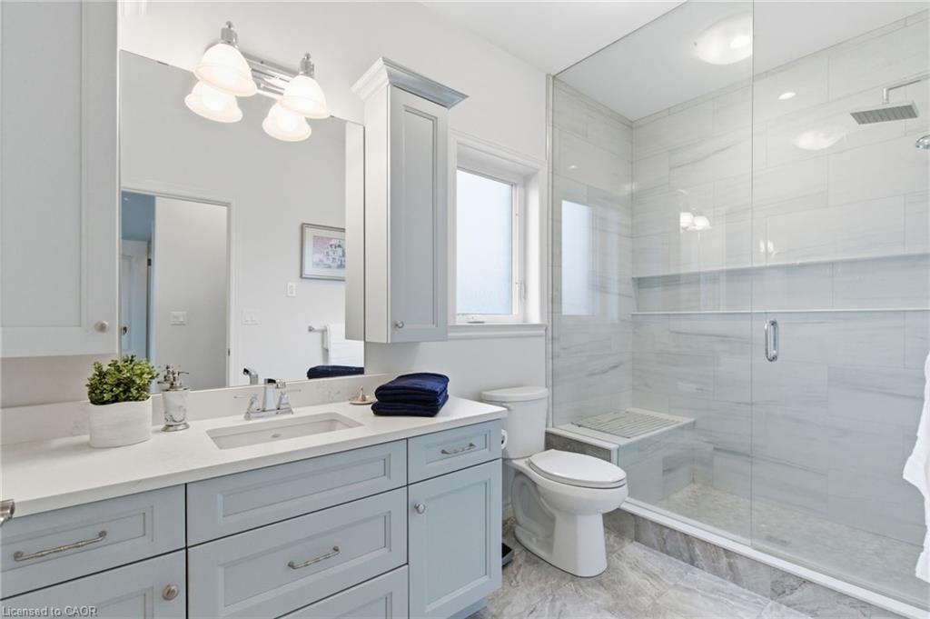 4343 Highway 3, Cayuga, ON - Indoor Photo Showing Bathroom