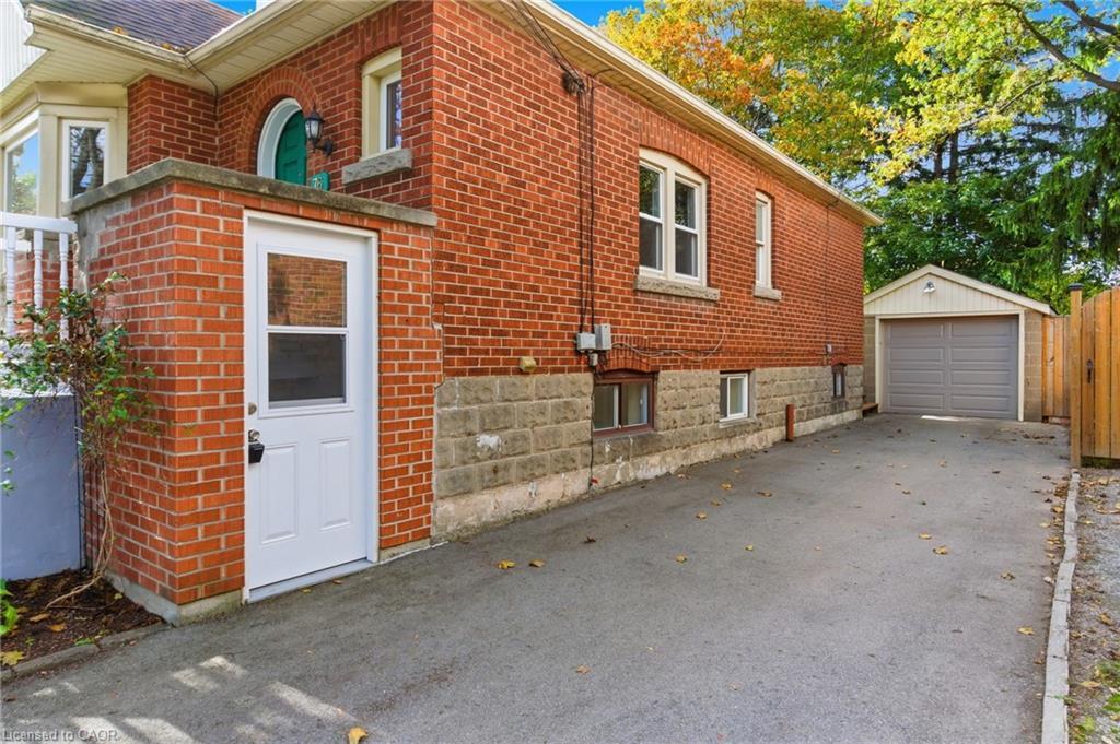 76 East 15Th Street, Hamilton, ON - Outdoor With Exterior