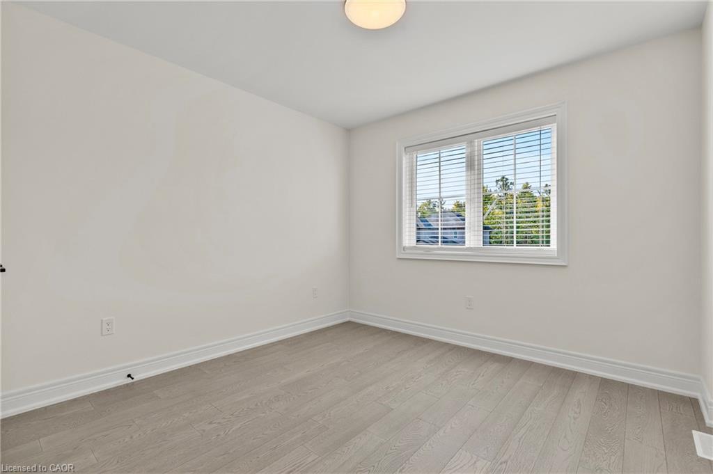 181 Hodgkins Street, Thorold, ON - Indoor Photo Showing Other Room