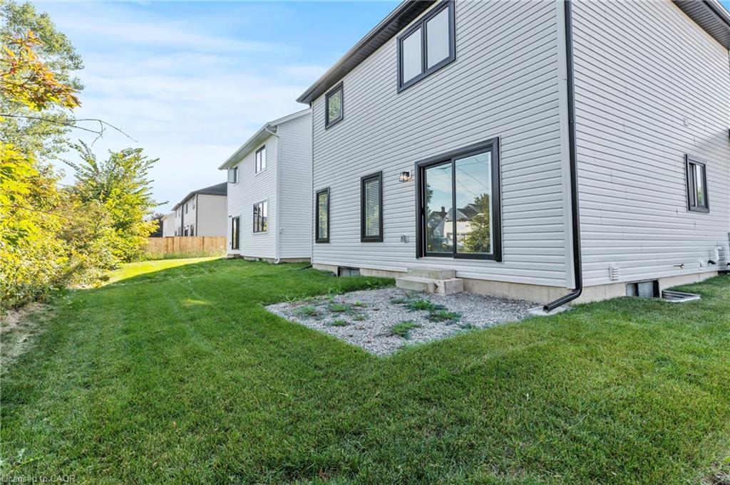 181 Hodgkins Street, Thorold, ON - Outdoor