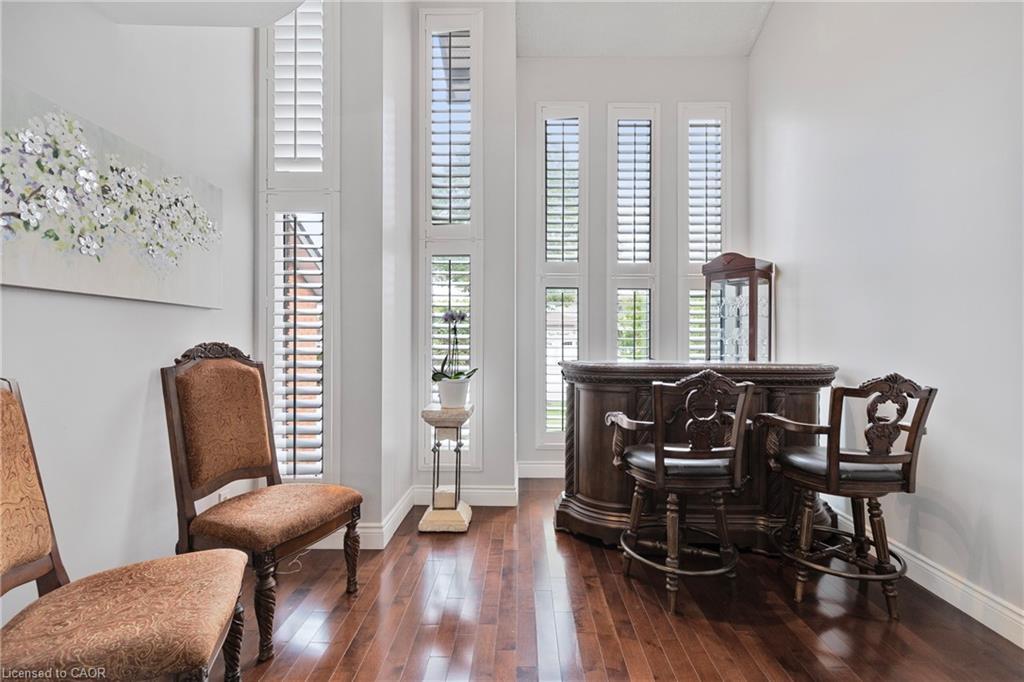 10 Vega Crescent, Stoney Creek, ON - Indoor