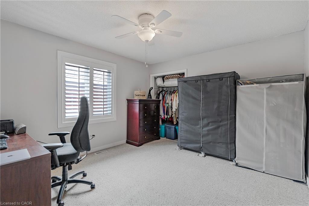 10 Vega Crescent, Stoney Creek, ON - Indoor