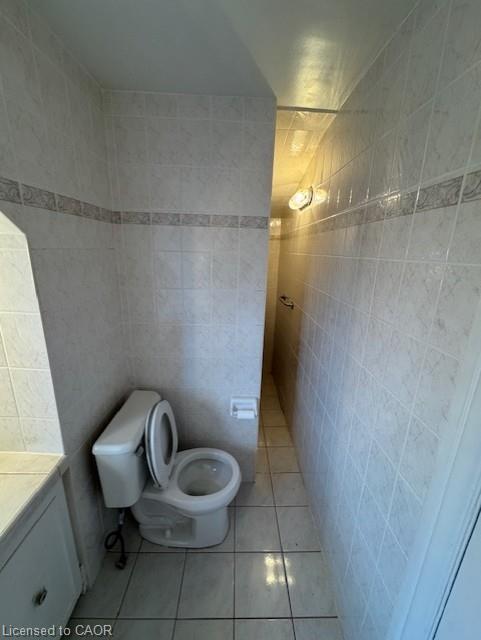 304 Park Street, Hamilton, ON - Indoor Photo Showing Bathroom