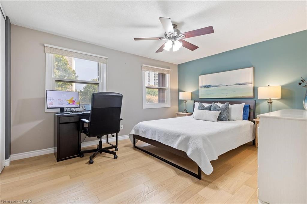 48-49 Cedarwoods Crescent, Kitchener, ON - Indoor Photo Showing Bedroom