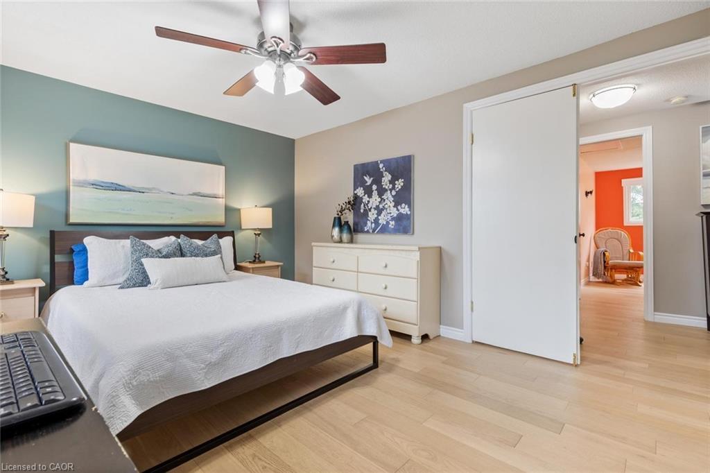 48-49 Cedarwoods Crescent, Kitchener, ON - Indoor Photo Showing Bedroom