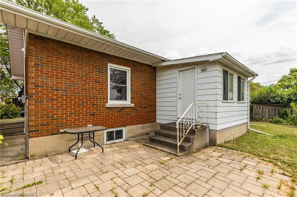 18 Masterson Drive, St. Catharines, ON - Outdoor With Exterior