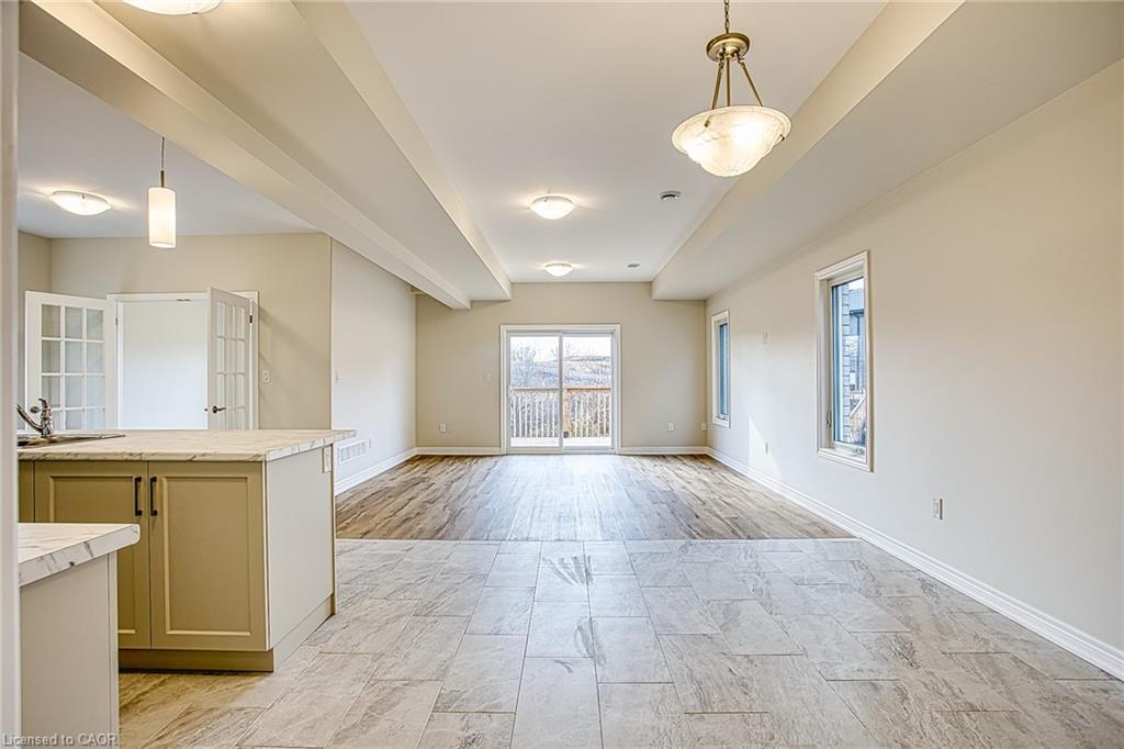 Upper-26 Willson Drive, Thorold, ON - Indoor Photo Showing Other Room