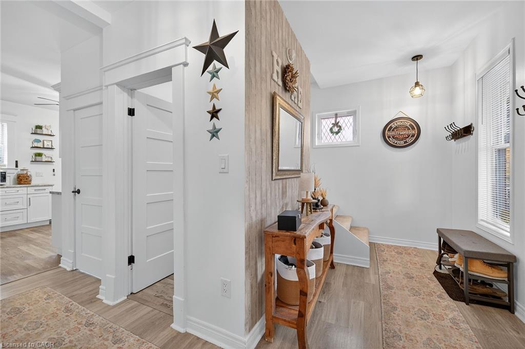 22 Griffith Street, Welland, ON - Indoor Photo Showing Other Room