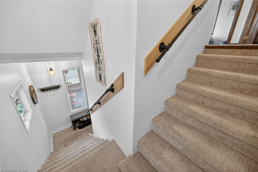 22 Griffith Street, Welland, ON - Indoor Photo Showing Other Room