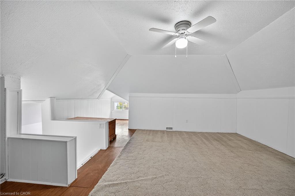 22 Griffith Street, Welland, ON - Indoor Photo Showing Other Room