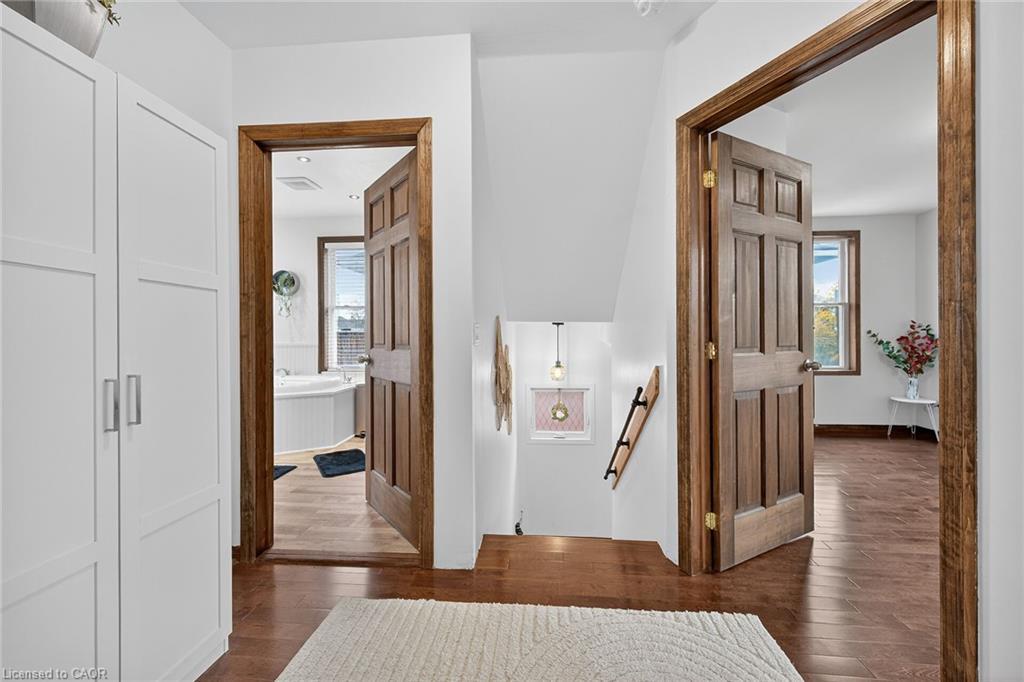 22 Griffith Street, Welland, ON - Indoor Photo Showing Other Room