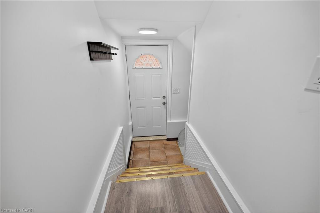 22 Griffith Street, Welland, ON - Indoor Photo Showing Other Room