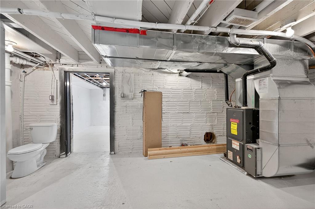 22 Griffith Street, Welland, ON - Indoor