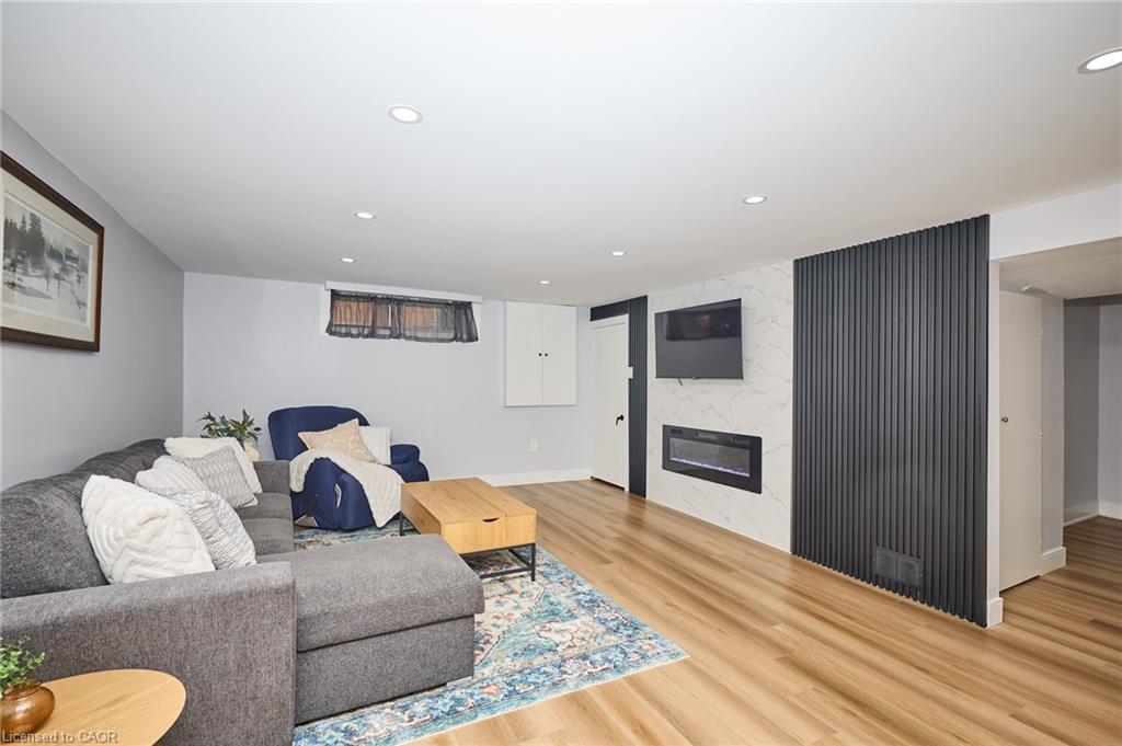 2214 Prospect Street, Burlington, ON - Indoor With Fireplace