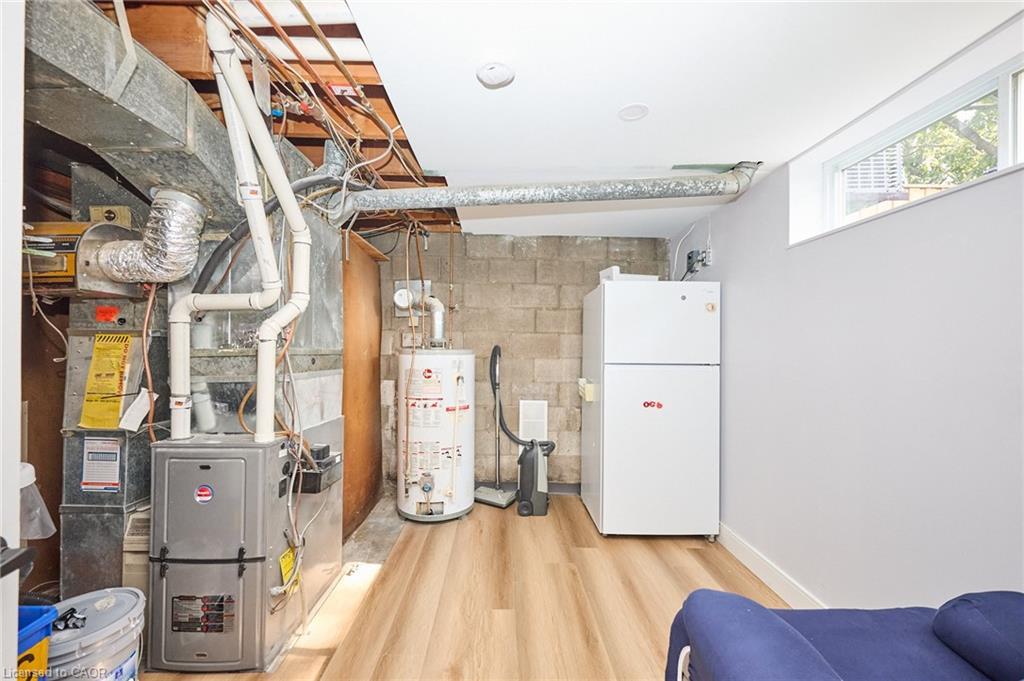 2214 Prospect Street, Burlington, ON - Indoor Photo Showing Basement