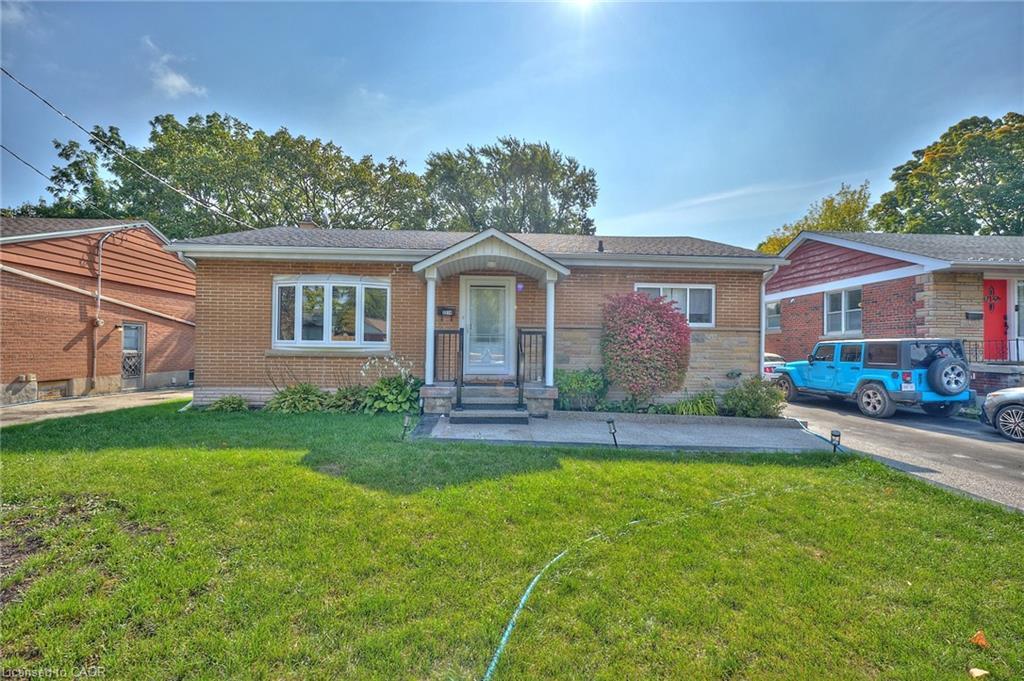 2214 Prospect Street, Burlington, ON - Outdoor