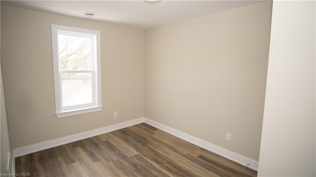 5-237 Hellems Avenue, Welland, ON - Indoor Photo Showing Other Room