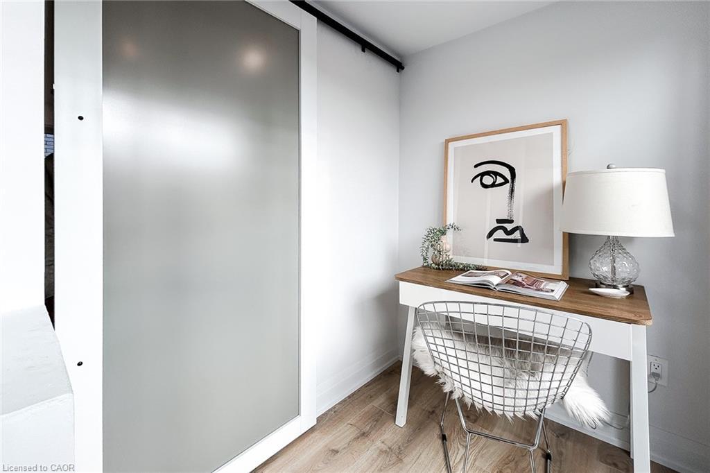 654 West 5Th Street, Hamilton, ON - Indoor