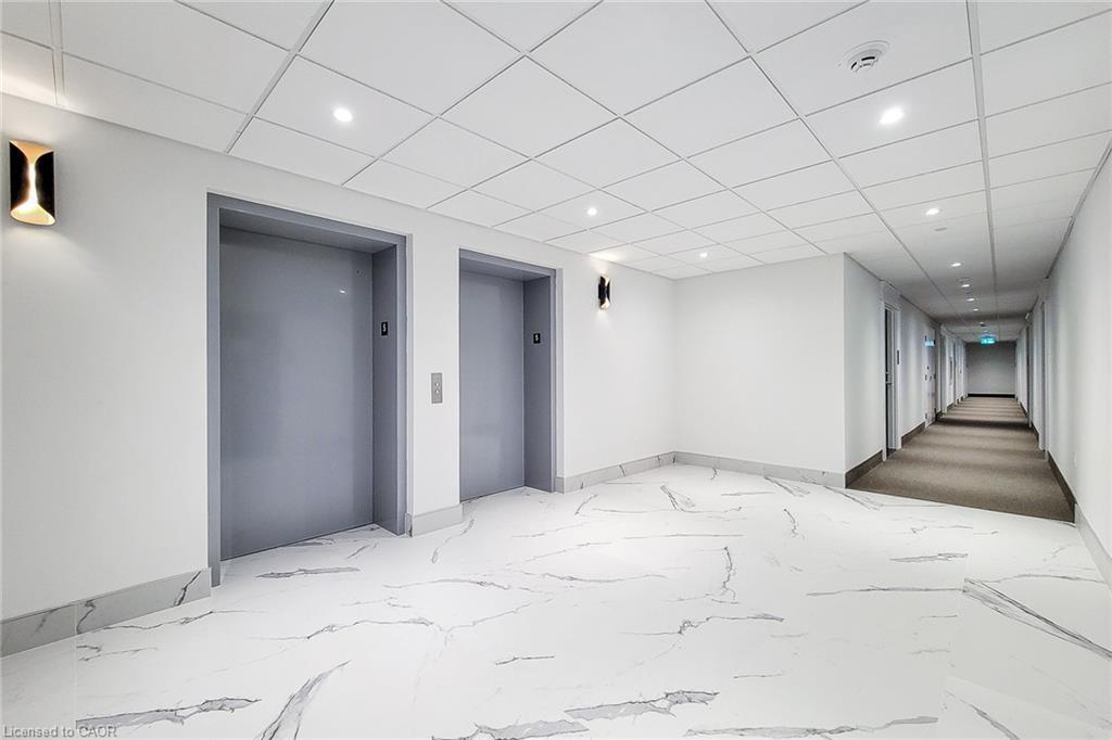 518-1936 Rymal Road E, Hamilton, ON - Indoor Photo Showing Other Room