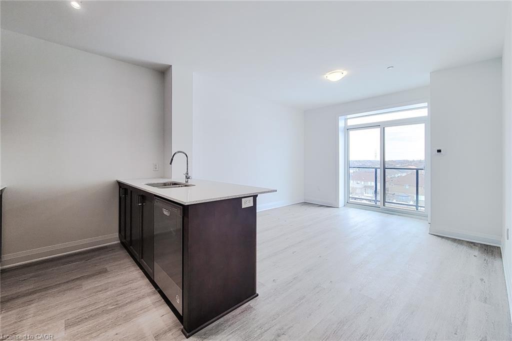 518-1936 Rymal Road E, Hamilton, ON - Indoor