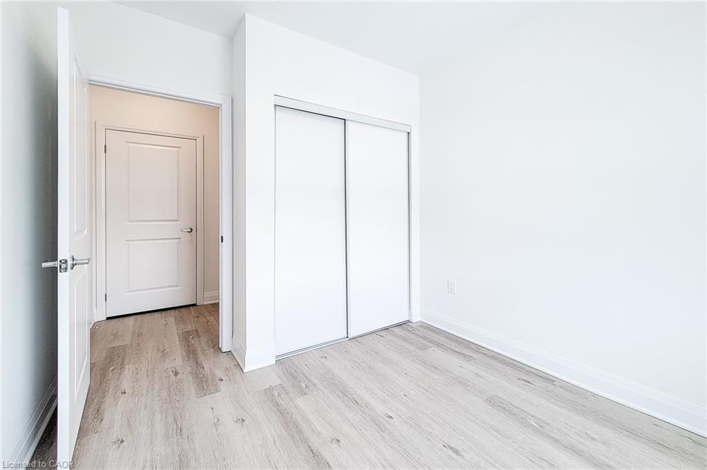 518-1936 Rymal Road E, Hamilton, ON - Indoor Photo Showing Other Room