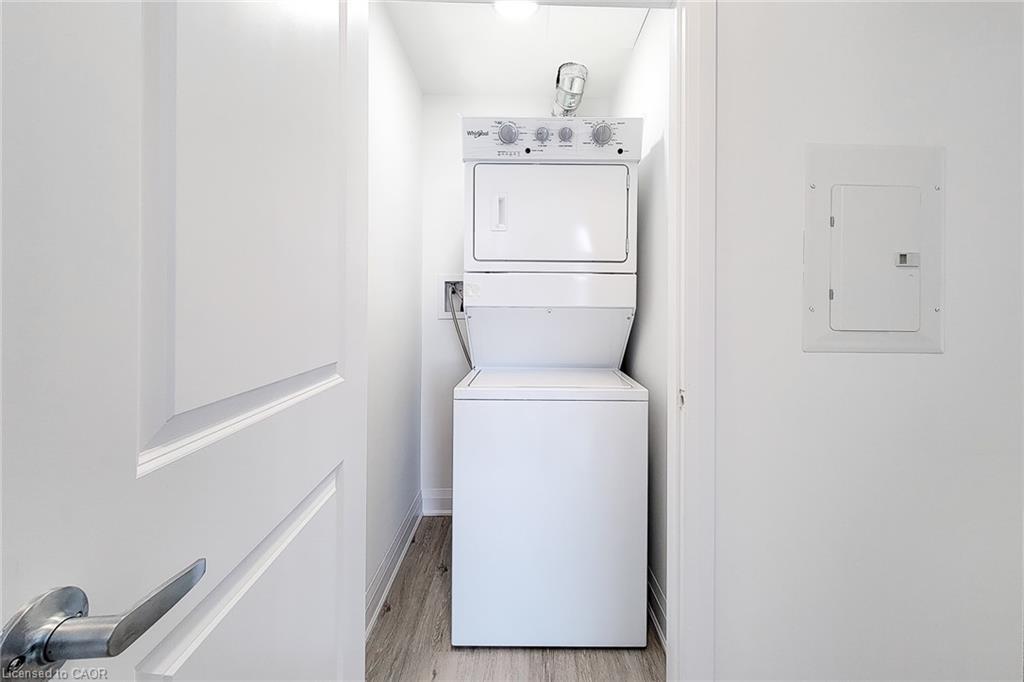 518-1936 Rymal Road E, Hamilton, ON - Indoor Photo Showing Laundry Room