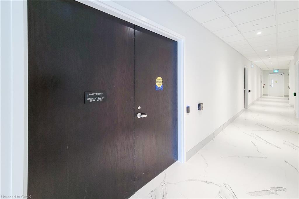 518-1936 Rymal Road E, Hamilton, ON - Indoor Photo Showing Other Room