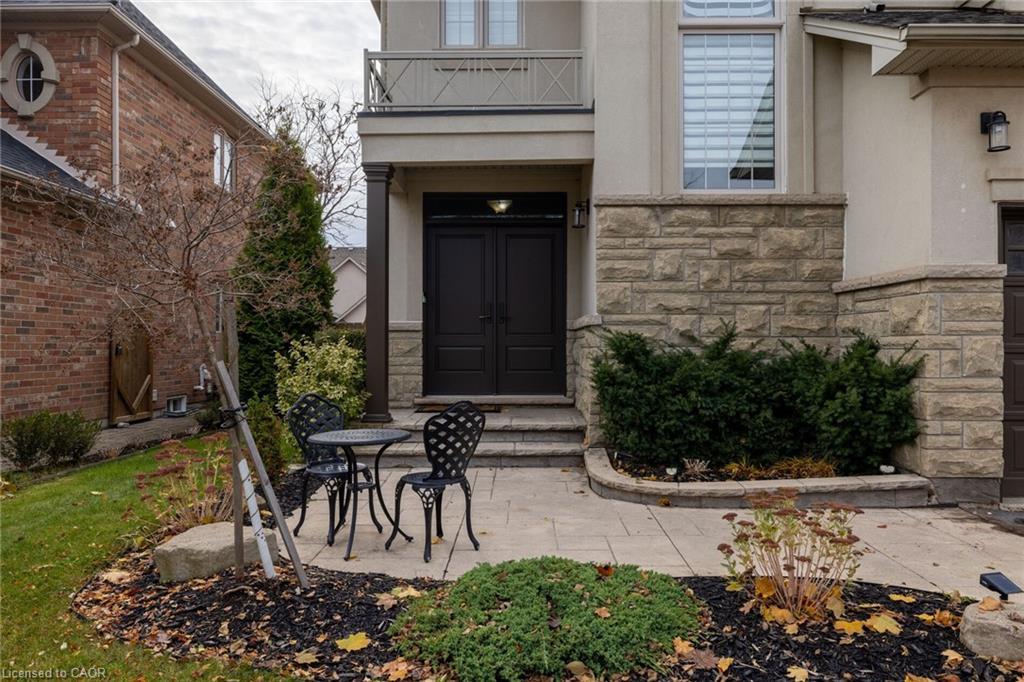 2472 Chaplin Road, Oakville, ON - Outdoor
