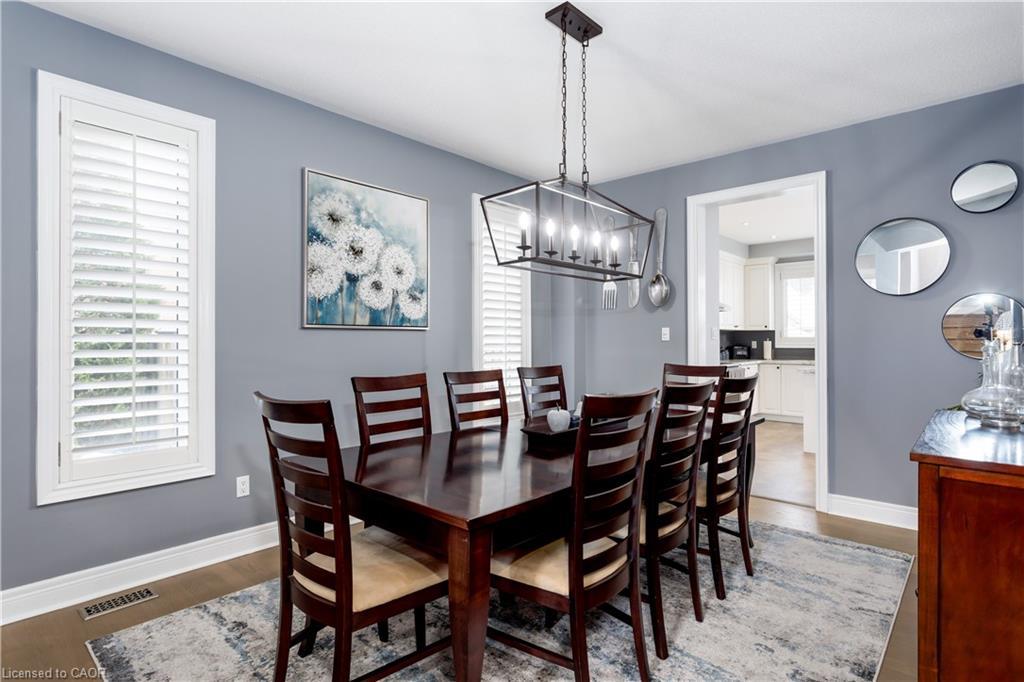2472 Chaplin Road, Oakville, ON - Indoor Photo Showing Dining Room