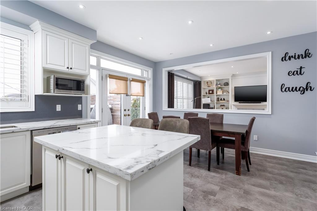 2472 Chaplin Road, Oakville, ON - Indoor