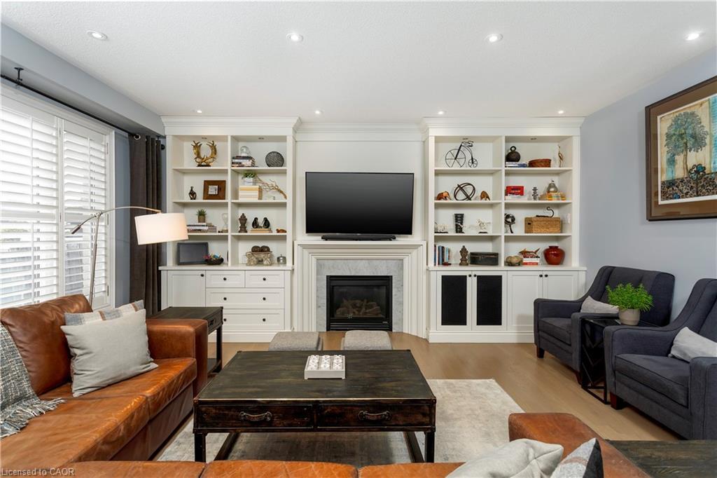 2472 Chaplin Road, Oakville, ON - Indoor Photo Showing Living Room With Fireplace
