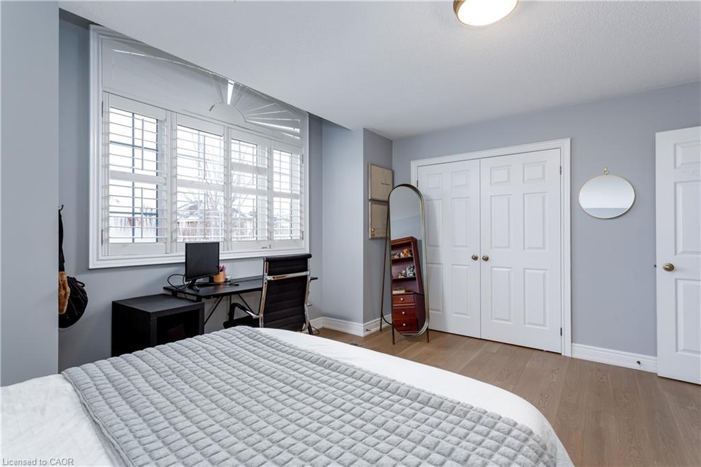 2472 Chaplin Road, Oakville, ON - Indoor Photo Showing Bedroom
