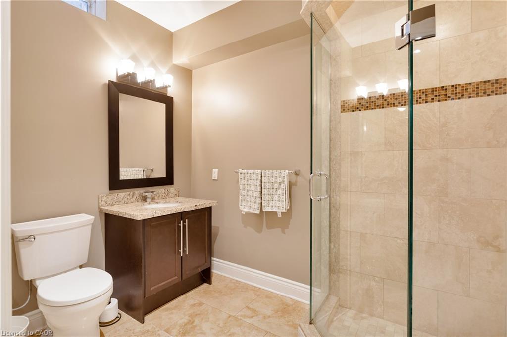 2472 Chaplin Road, Oakville, ON - Indoor Photo Showing Bathroom