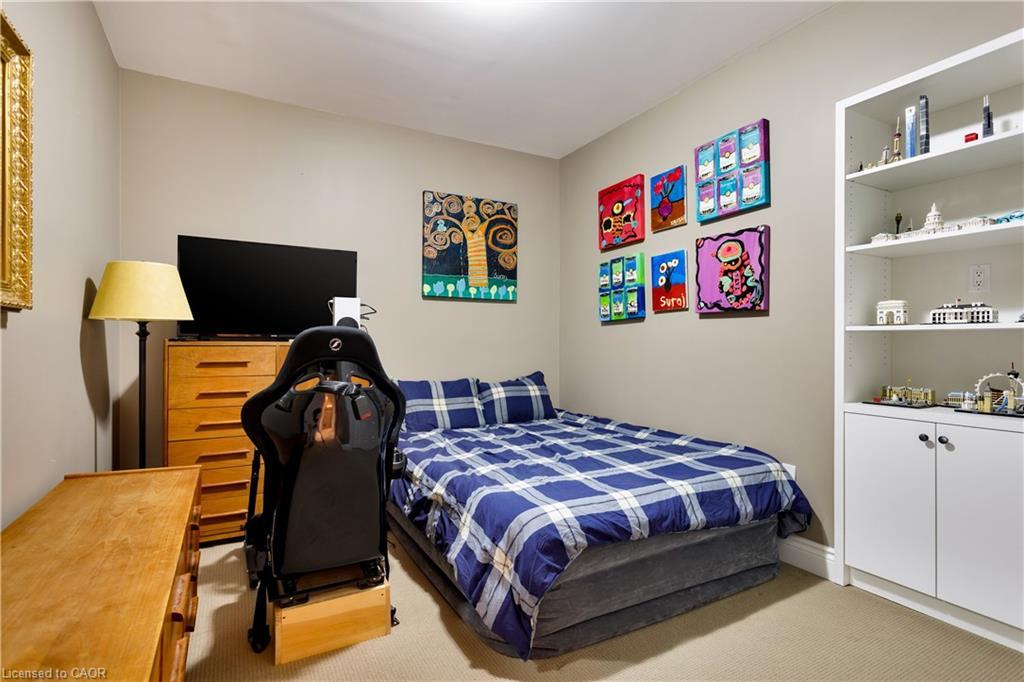 2472 Chaplin Road, Oakville, ON - Indoor Photo Showing Bedroom