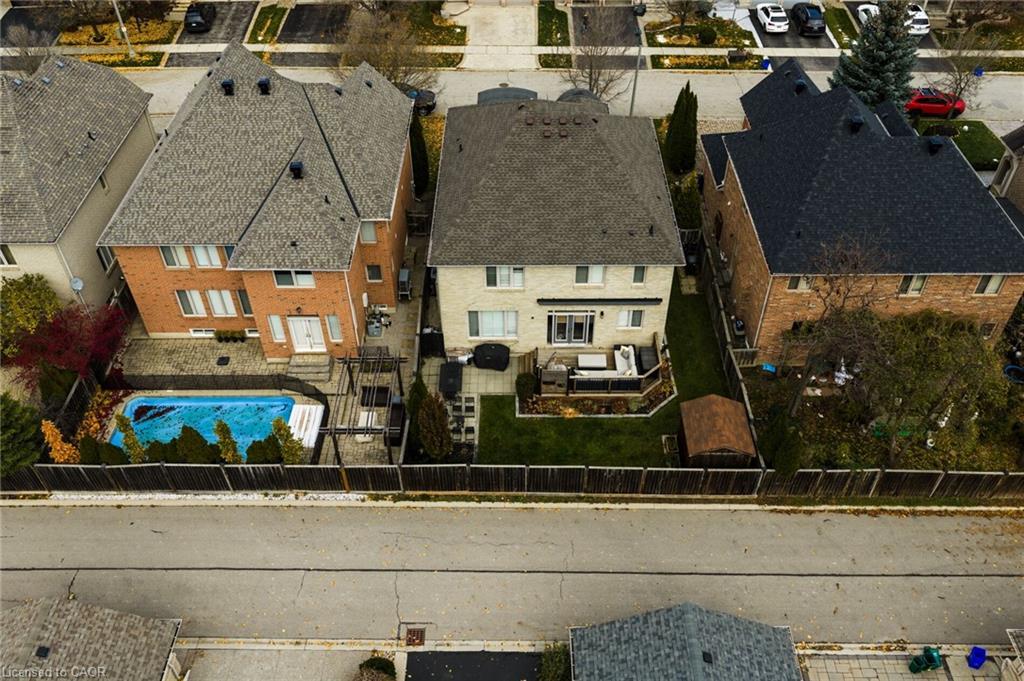 2472 Chaplin Road, Oakville, ON - Outdoor