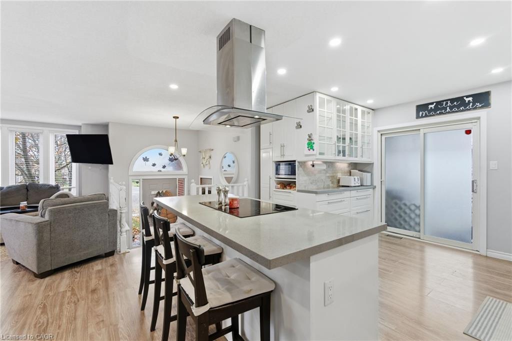 29 Strong Court, Brantford, ON - Indoor