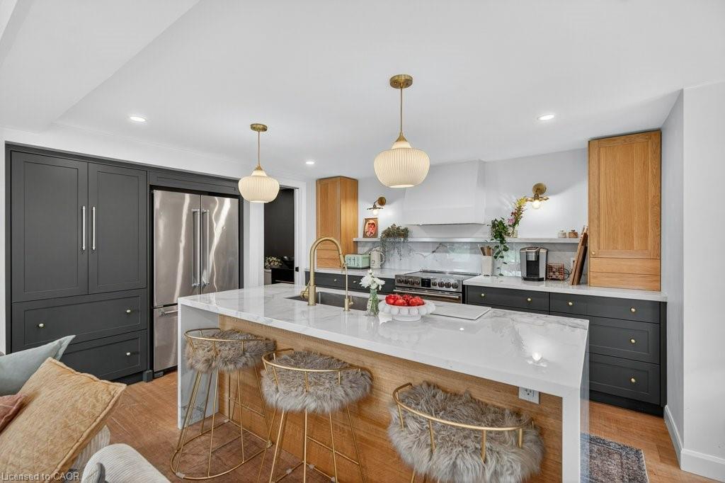 5 Lees Line, Lowbanks, ON - Indoor Photo Showing Kitchen