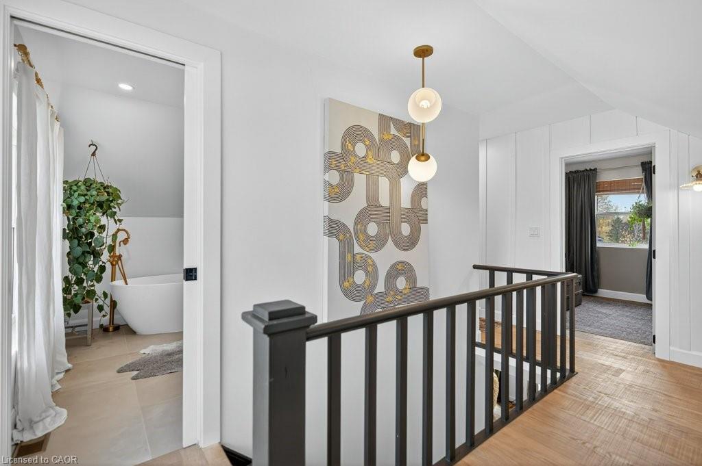 5 Lees Line, Lowbanks, ON - Indoor Photo Showing Other Room