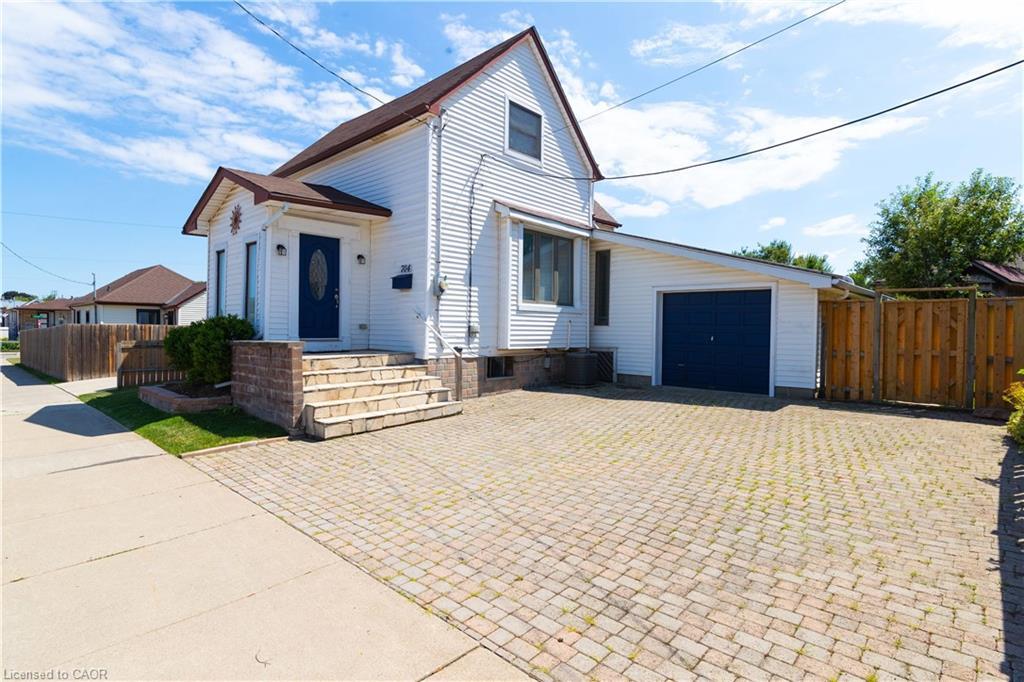 704 Roxborough Avenue, Hamilton, ON - Outdoor