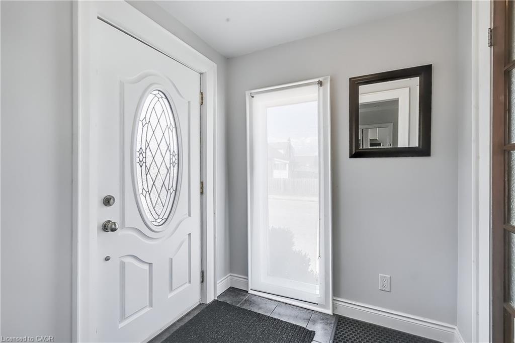 704 Roxborough Avenue, Hamilton, ON - Indoor Photo Showing Other Room